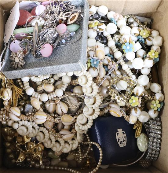 A quantity of costume jewellery including silver, earrings etc.